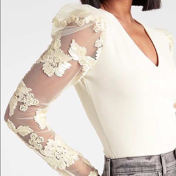 Floral Lace Long Sleeve Thong Bodysuit Pouf Shoulders Size XL - Picture 3 of 3